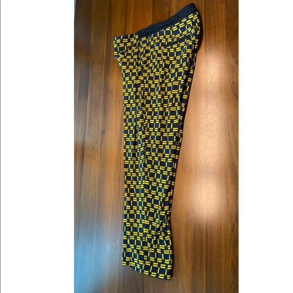 ZARA SILKY LOOSE FIT TROUSERS WITH GEOMETRIC PRINT PANTS - Picture 6 of 7